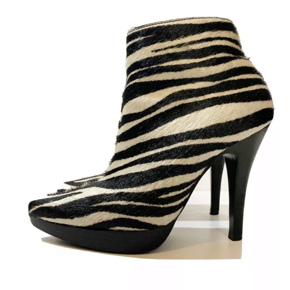 Steve Madden Survey Zebra Pony Hair Point Toe Platform Stiletto Ankle Boots 6 M